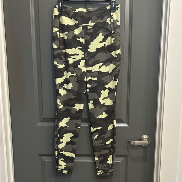 lululemon athletica Pants - Lululemon Camo Leggings 25